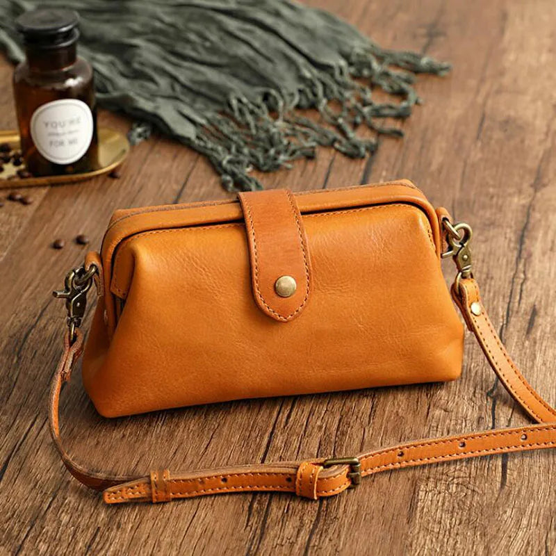 Ava Frame Crossbody